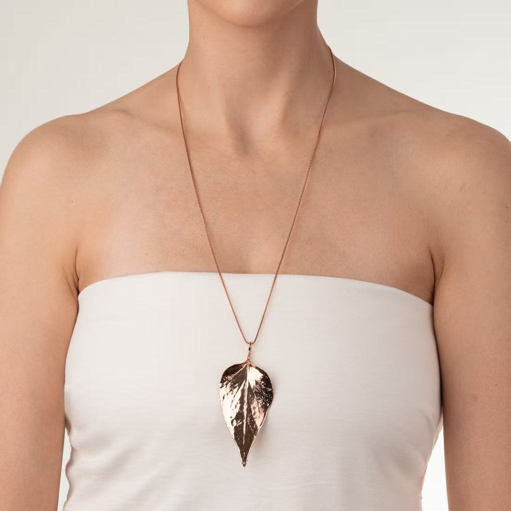 Miyama Biojoias Mini Anthurium Leaf Necklace