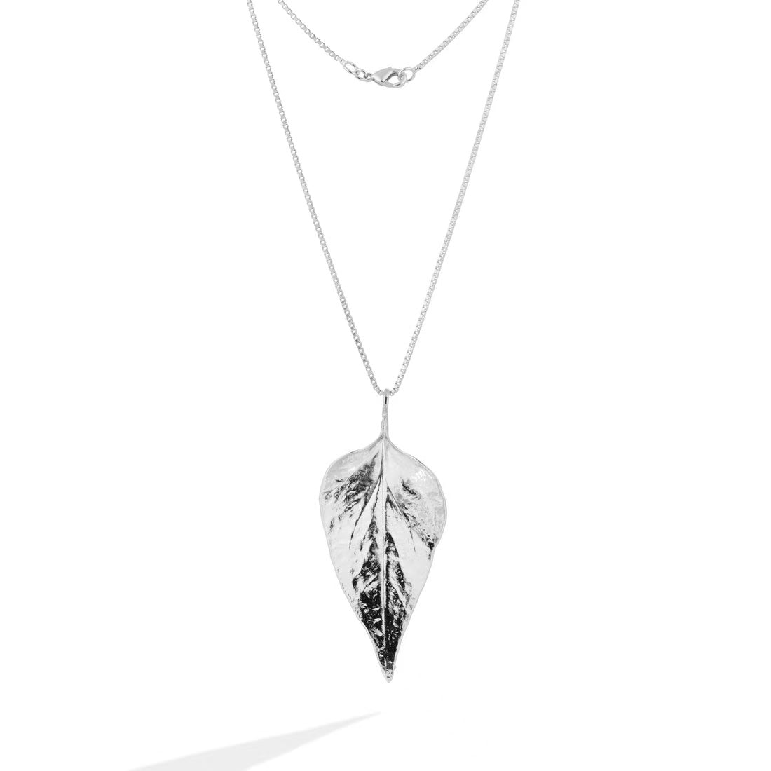 Miyama Biojoias Mini Anthurium Leaf Necklace