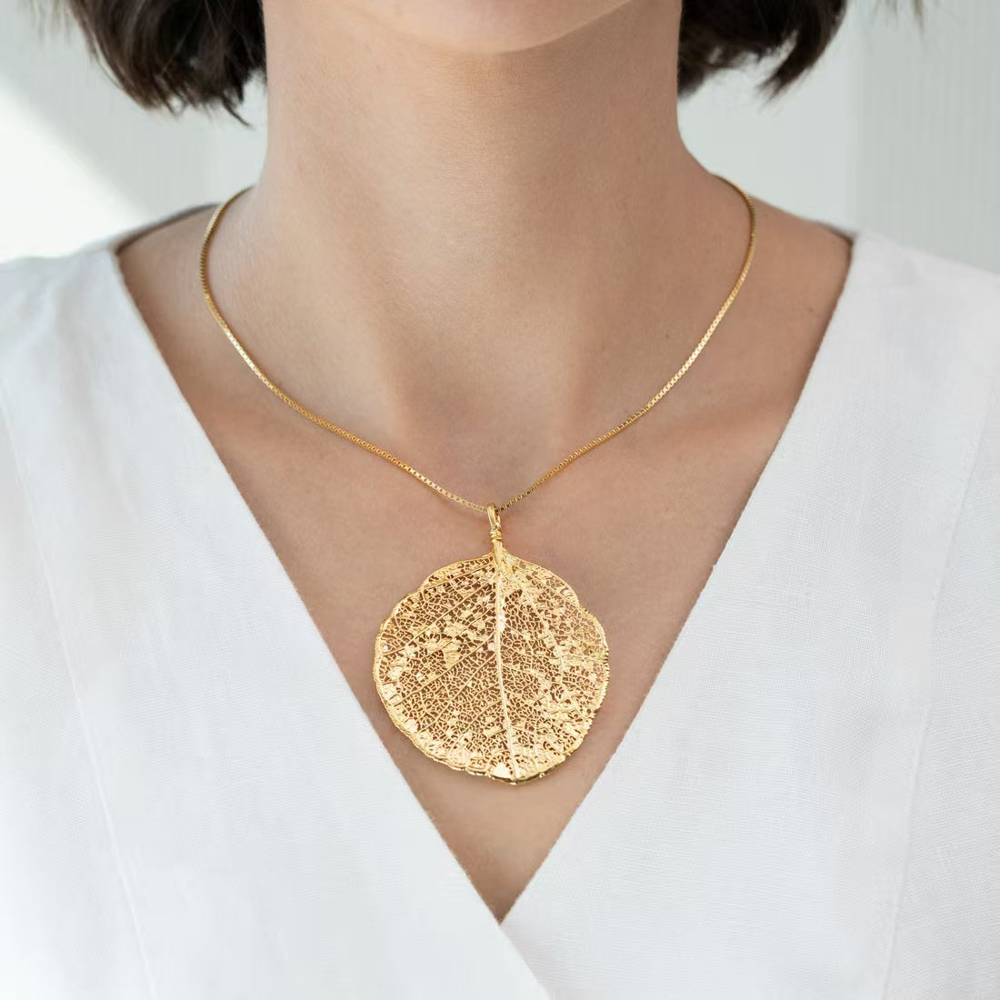 Miyama Biojoias  Skeletonize  Leaf Necklace